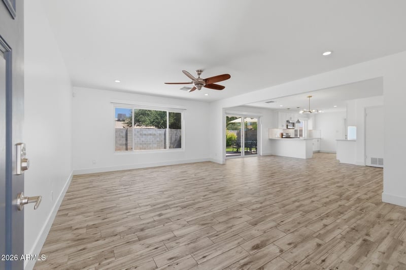 8224 Devonshire Ave, Scottsdale, AZ 85251
