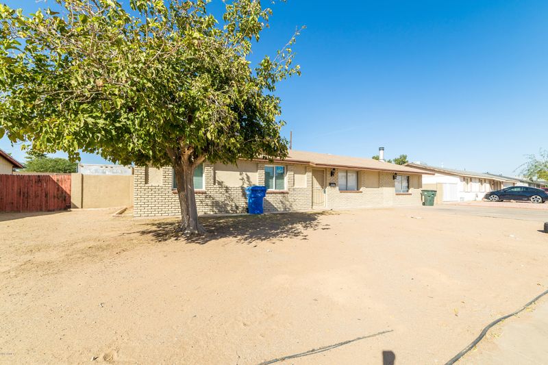 8224 W Flower St, Phoenix, AZ 85033