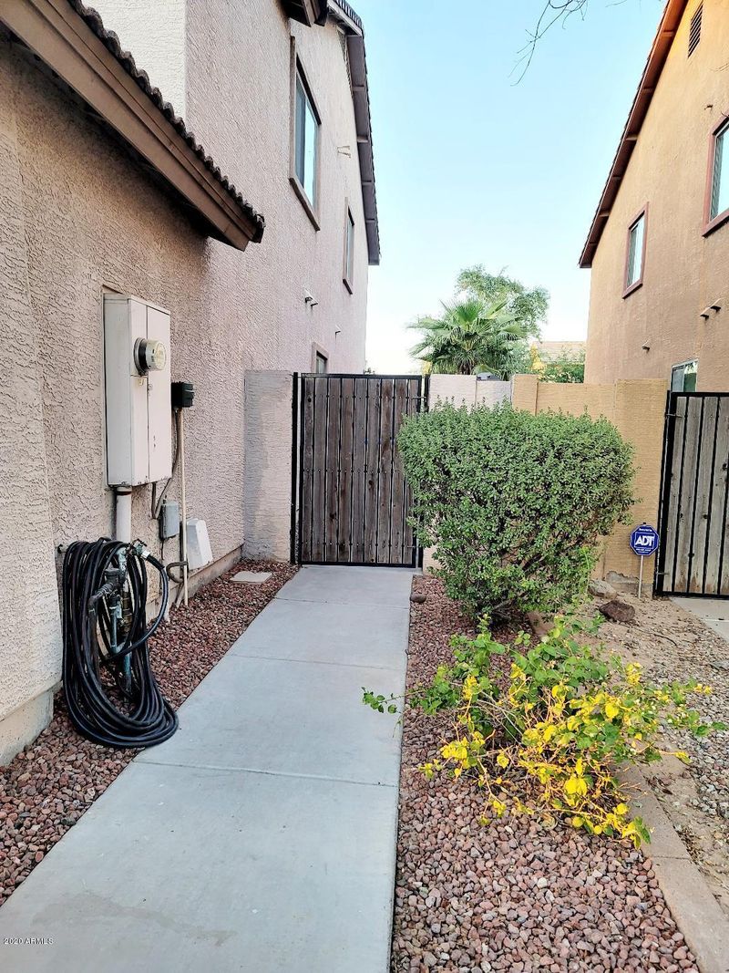 8224 W Globe Ave, Phoenix, AZ 85043