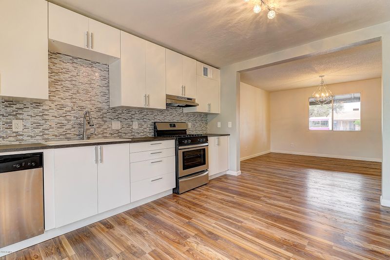 8224 W Osborn Rd, Phoenix, AZ 85033