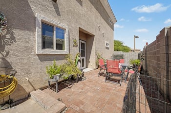 8225 5th Ln, Phoenix, AZ 85041