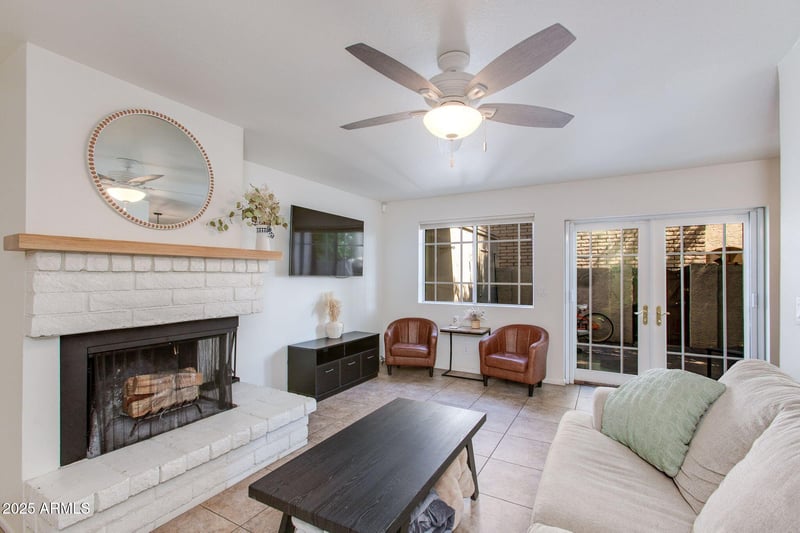 8225 Central Ave #9, Phoenix, AZ 85020