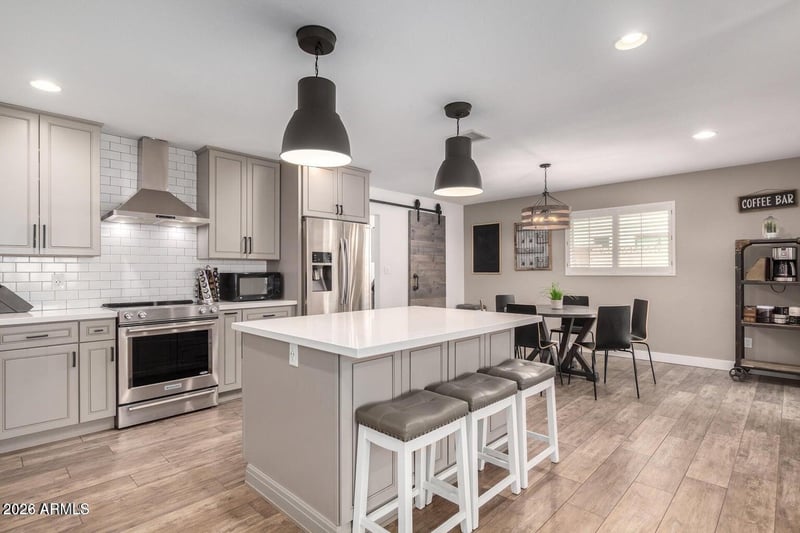 8225 E Minnezona Ave, Scottsdale, AZ 85251