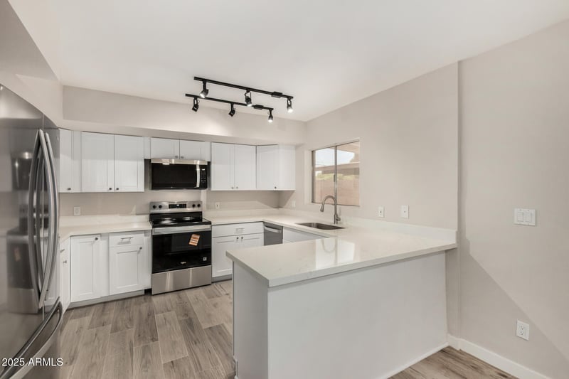 8225 Thomas Rd, Scottsdale, AZ 85251