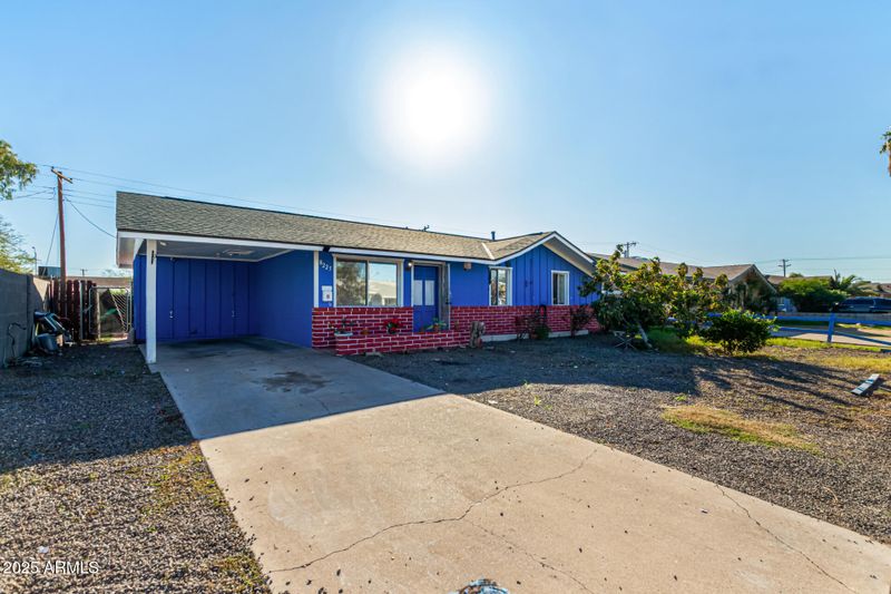 8225 W Earll Dr, Phoenix, AZ 85033