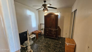 8226 Meadowbrook Ave, Phoenix, AZ 85033