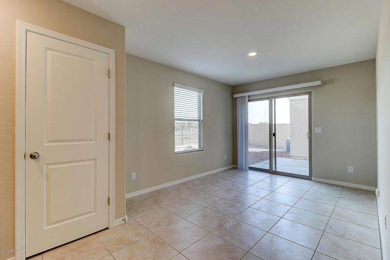 8226 W Albeniz Pl, Phoenix, AZ 85043