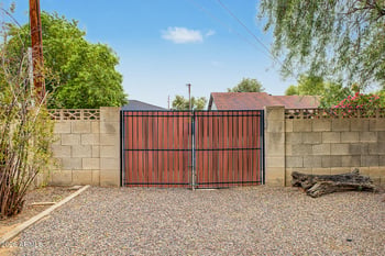 8227 E Osborn Rd, Scottsdale, AZ 85251