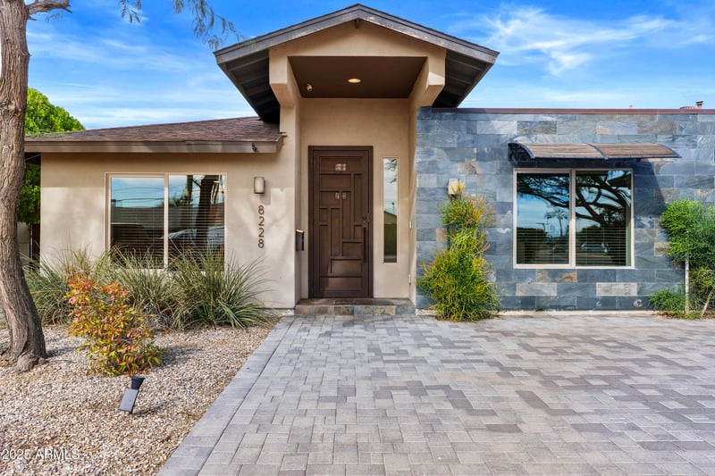 8228 E Monte Vista Rd, Scottsdale, AZ 85257