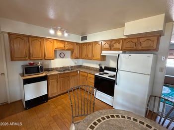 8228 N 35th Ave, Phoenix, AZ 85051