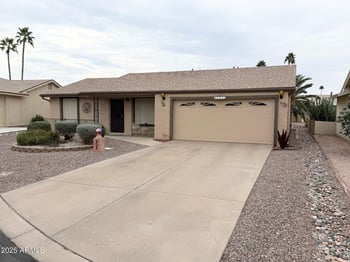 823 79th Way, Mesa, AZ 85208