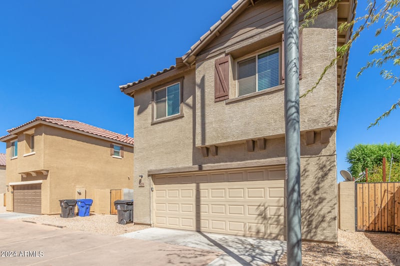 823 Agua Fria Ln, Avondale, AZ 85323