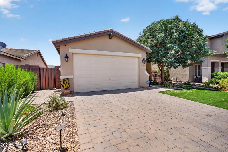 823 Leadwood Ave, San Tan Valley, AZ 85140