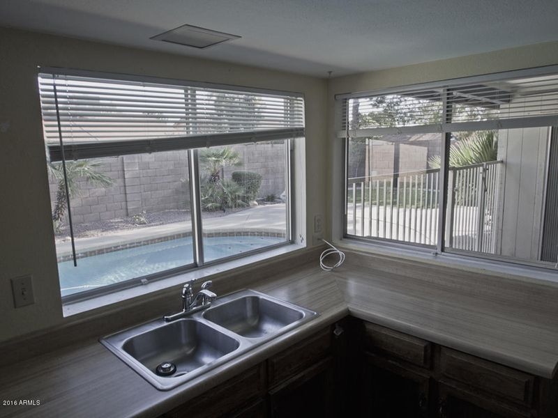 823 W Lindner Ave, Mesa, AZ 85210