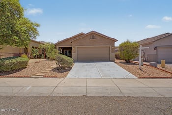 823 W Lydia Ln, Phoenix, AZ 85041