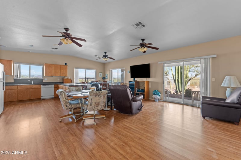 823 Yaqui Dr, Wickenburg, AZ 85390