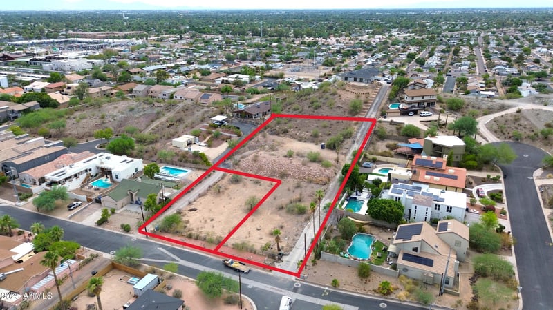 8230 14th St #2, Phoenix, AZ 85020