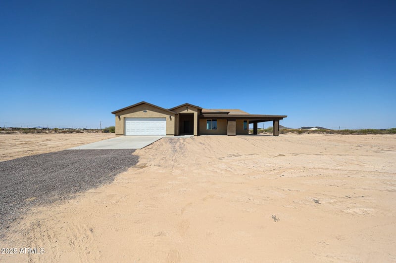 8230 351st Ln, Tonopah, AZ 85354