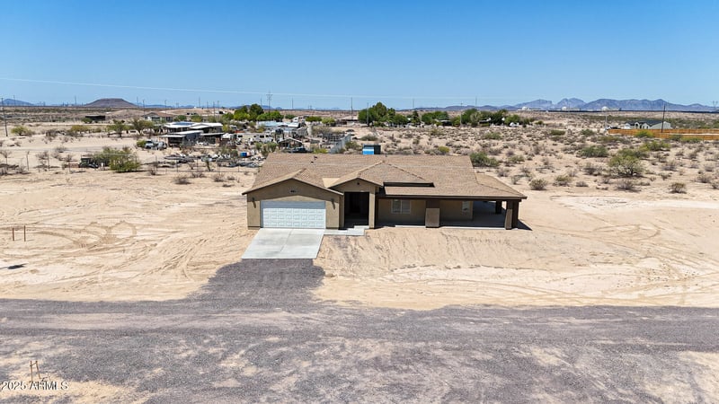 8230 351st Ln, Tonopah, AZ 85354