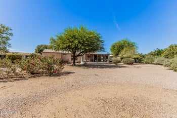 8230 Coralbell Cir, Mesa, AZ 85208