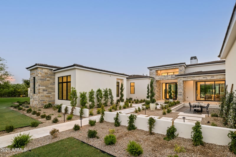8230 Mockingbird Ln, Paradise Valley, AZ 85253