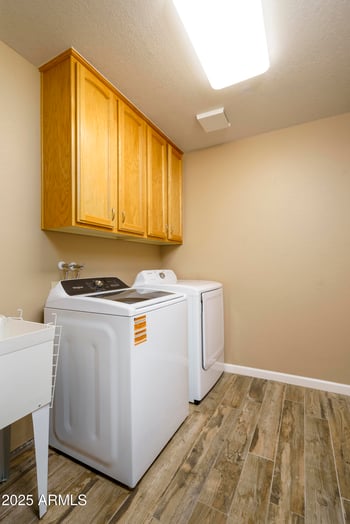 8230 Navarro Ave, Mesa, AZ 85209