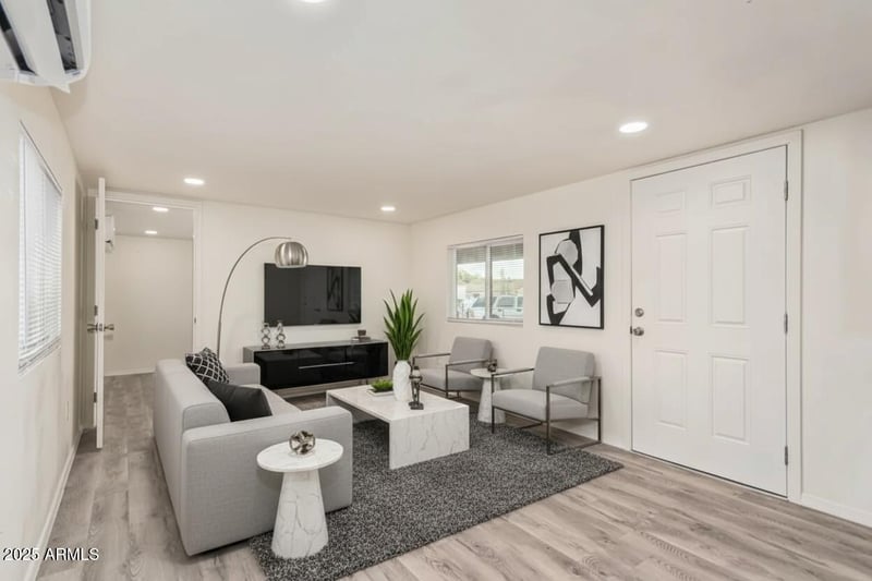 8232 Albany St, Mesa, AZ 85207