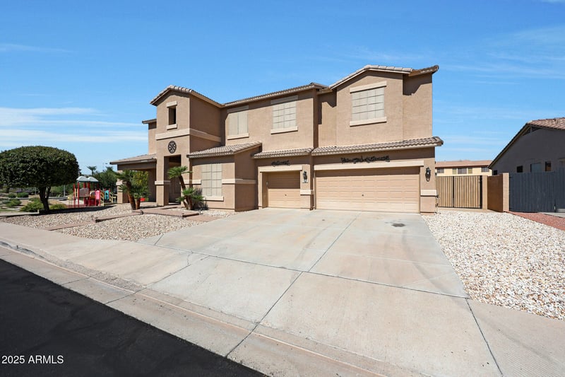 8232 Crocus Dr, Peoria, AZ 85381