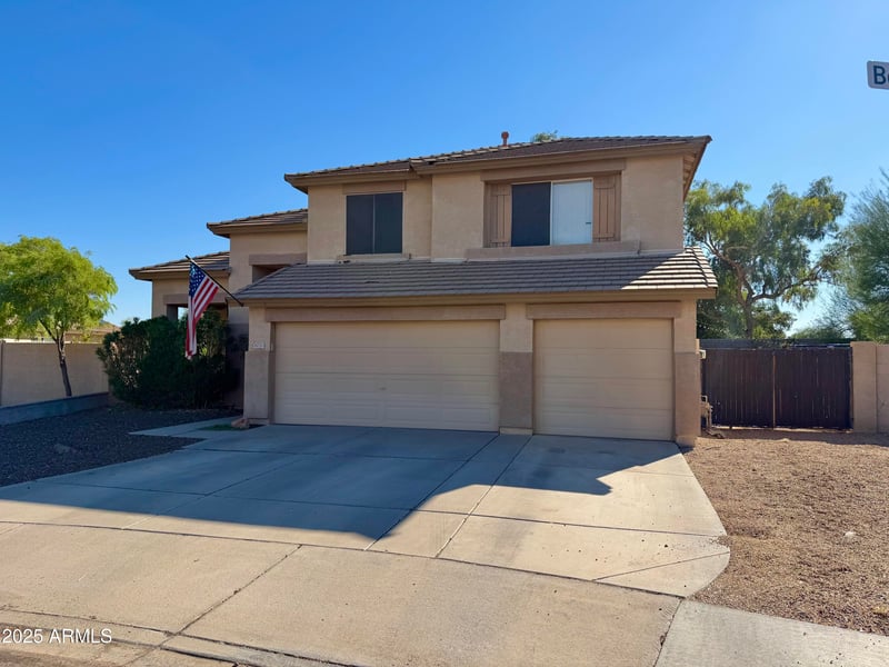 8233 Beaubien Dr, Peoria, AZ 85382