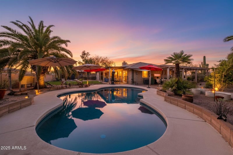 8233 Culver St, Mesa, AZ 85207