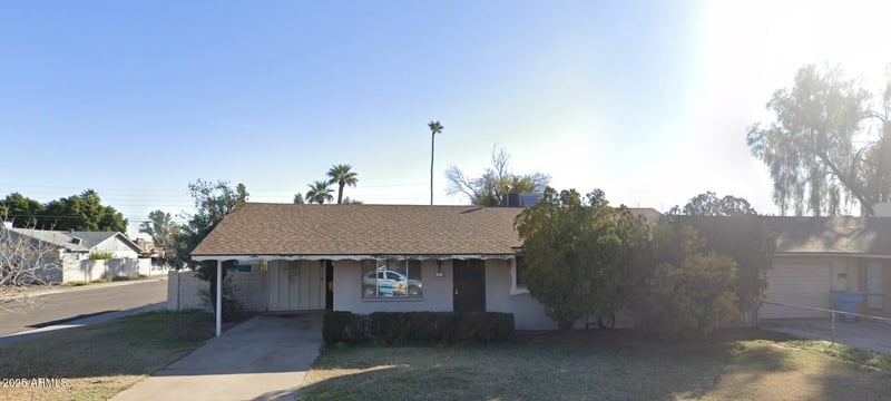 8235 35th Dr, Phoenix, AZ 85051