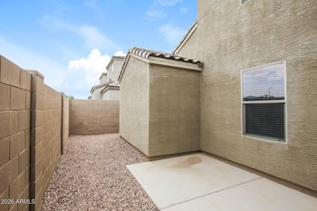 8235 Odeum Ln, Phoenix, AZ 85043