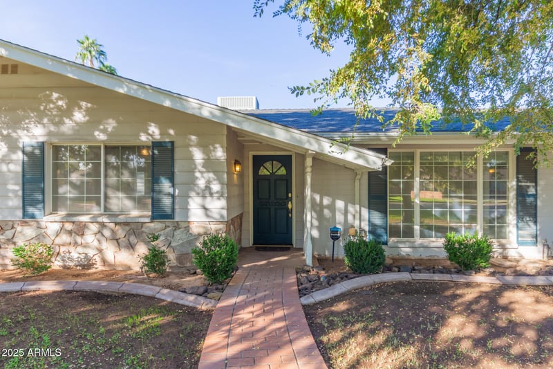 8236 15th Dr, Phoenix, AZ 85021