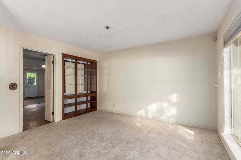 8236 15th Dr, Phoenix, AZ 85021