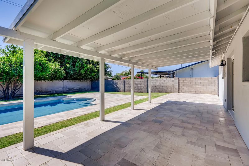 8237 E Crestwood Way, Scottsdale, AZ 85250