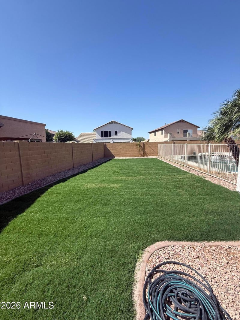 8237 Quail Ave, Peoria, AZ 85382