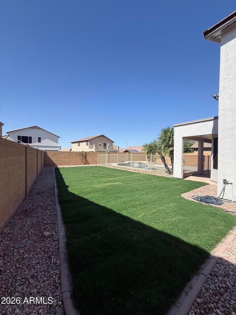 8237 Quail Ave, Peoria, AZ 85382