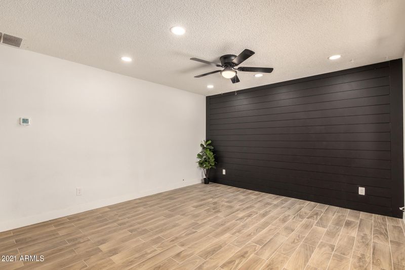 8237 W Whitton Ave, Phoenix, AZ 85033