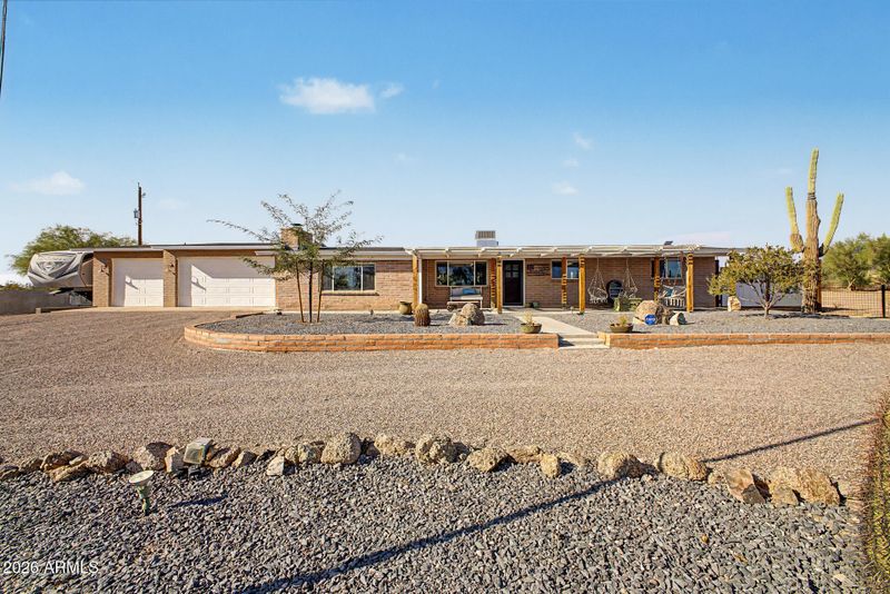 8238 E Mawson Rd, Mesa, AZ 85207