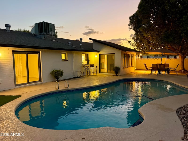 8238 E Vista Dr, Scottsdale, AZ 85250