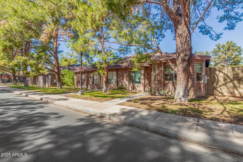 824 Bruce Ave, Gilbert, AZ 85234