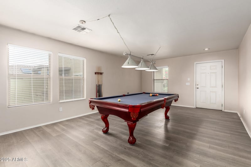 824 Dust Devil Cir, San Tan Valley, AZ 85143
