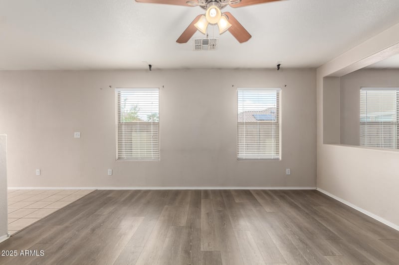 824 Dust Devil Cir, San Tan Valley, AZ 85143