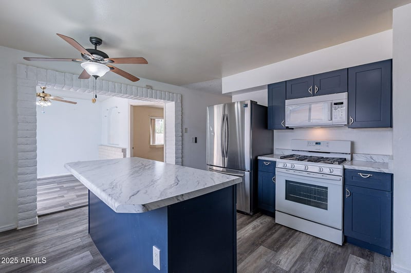 824 E Washington St, Avondale, AZ 85323