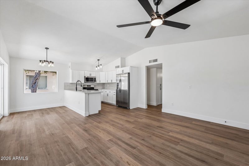 824 W Malibu Dr, Tempe, AZ 85282