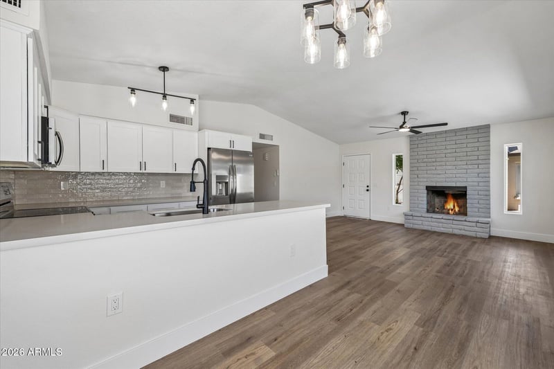 824 W Malibu Dr, Tempe, AZ 85282