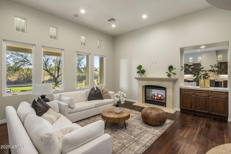 8240 Wingspan Way, Scottsdale, AZ 85255