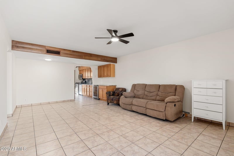 8241 Central Ave #11, Phoenix, AZ 85020