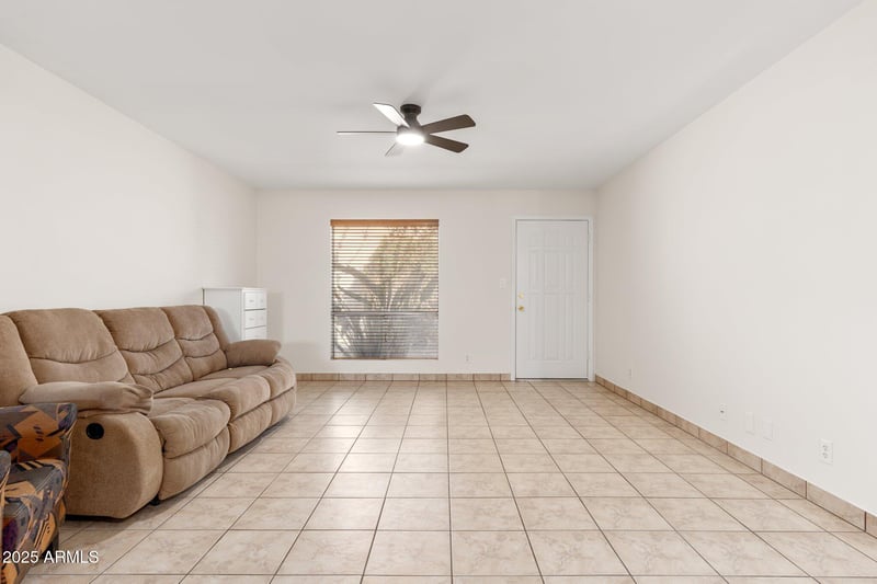 8241 Central Ave #11, Phoenix, AZ 85020