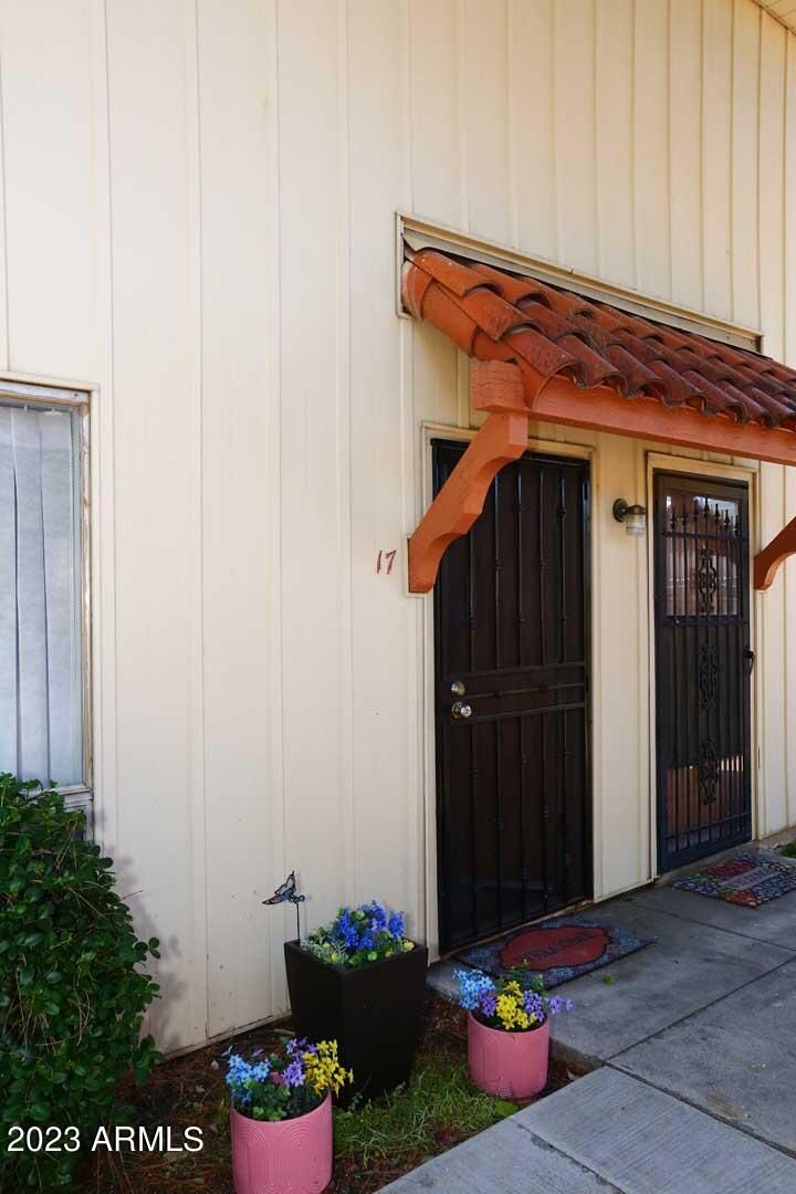 8241 N Central Ave #17, Phoenix, AZ 85020